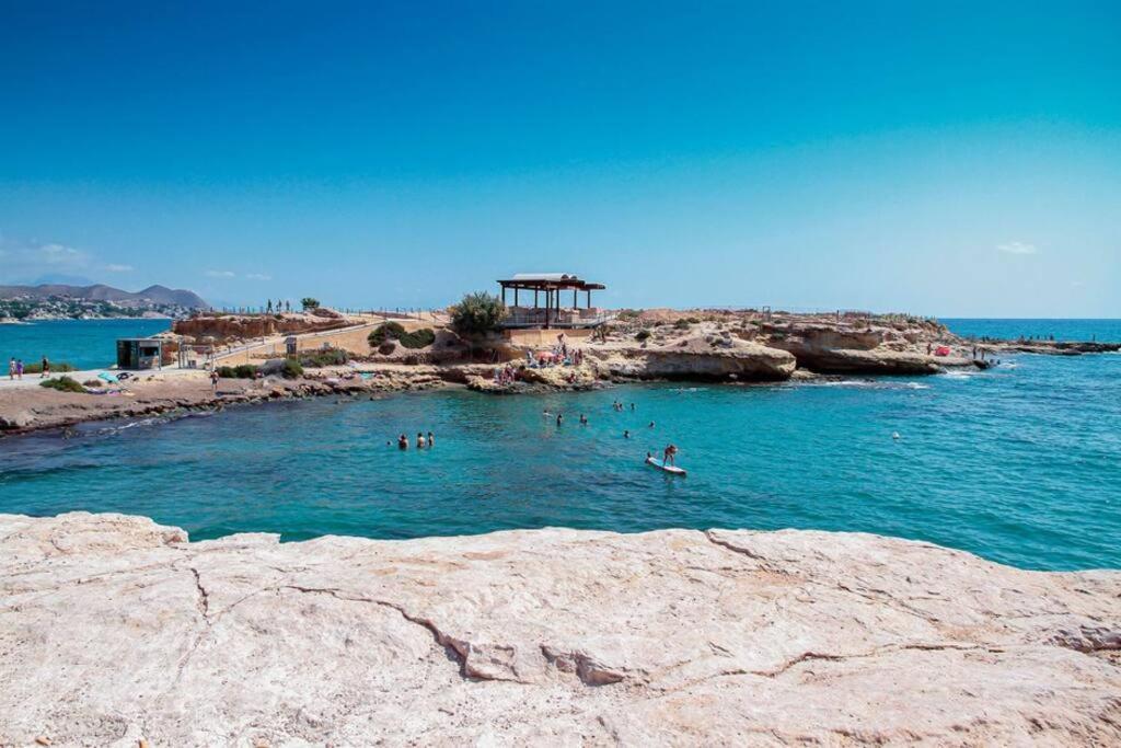 Apto Olta 2 Centro De Campello Piscina, Garaje, Wifi *